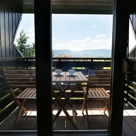 Mountain View Homestay Rodine